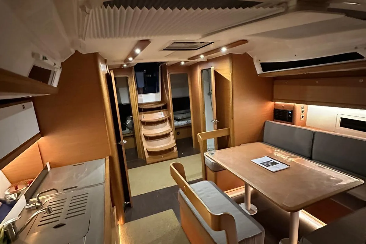 Salon of Isabella, a Dufour 430 GL sailboat at Marmaris, Turkey