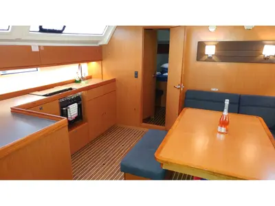 Salon of EFI, a Bavaria Cruiser 46 sailboat at Athens, Greece