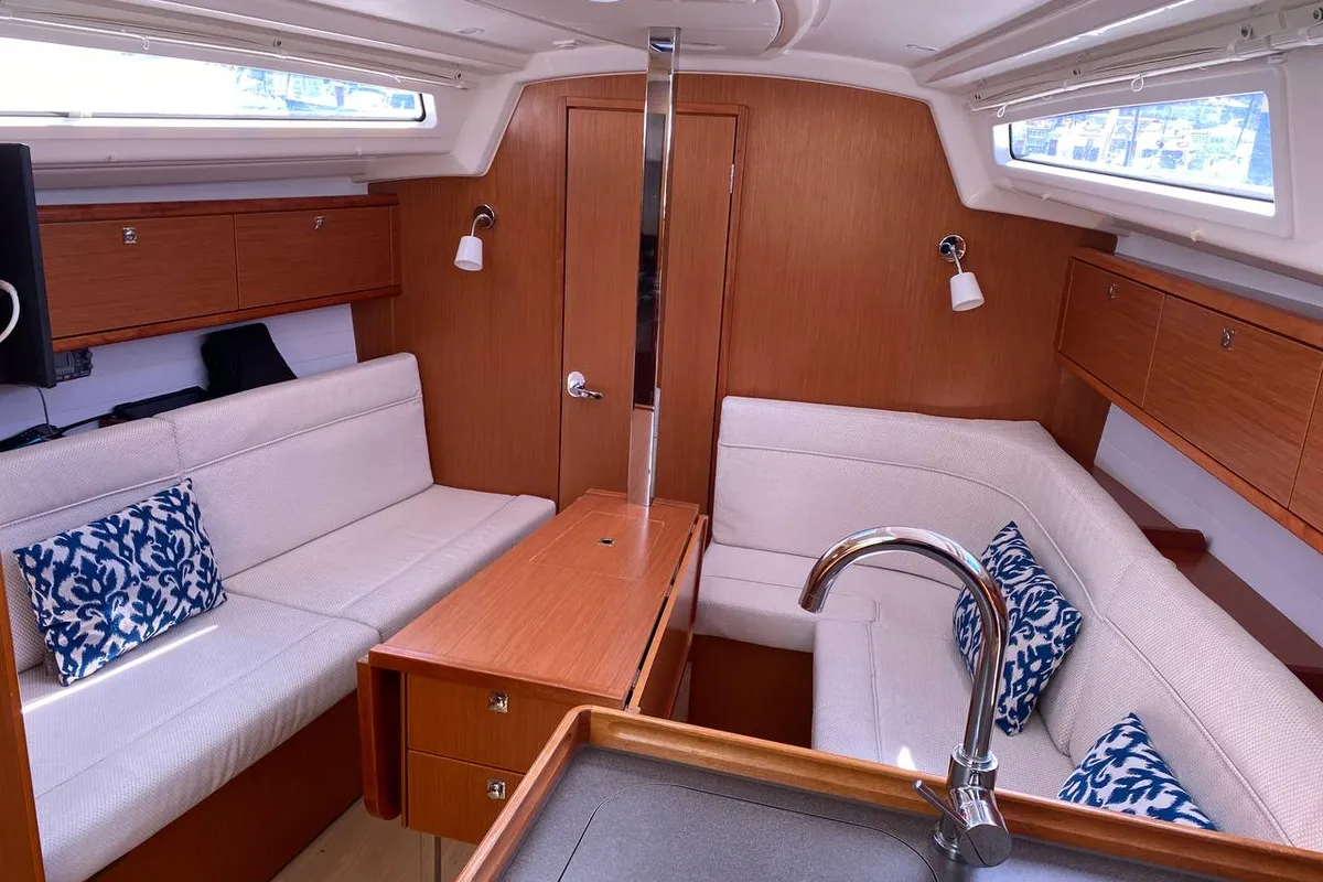 Salon of Bavaria 34, a sailboat at Baiona, Spain