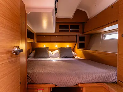 Cabin on Dream Planet, a Dufour 520 Grand Large sailboat at Tonnarella, Italy