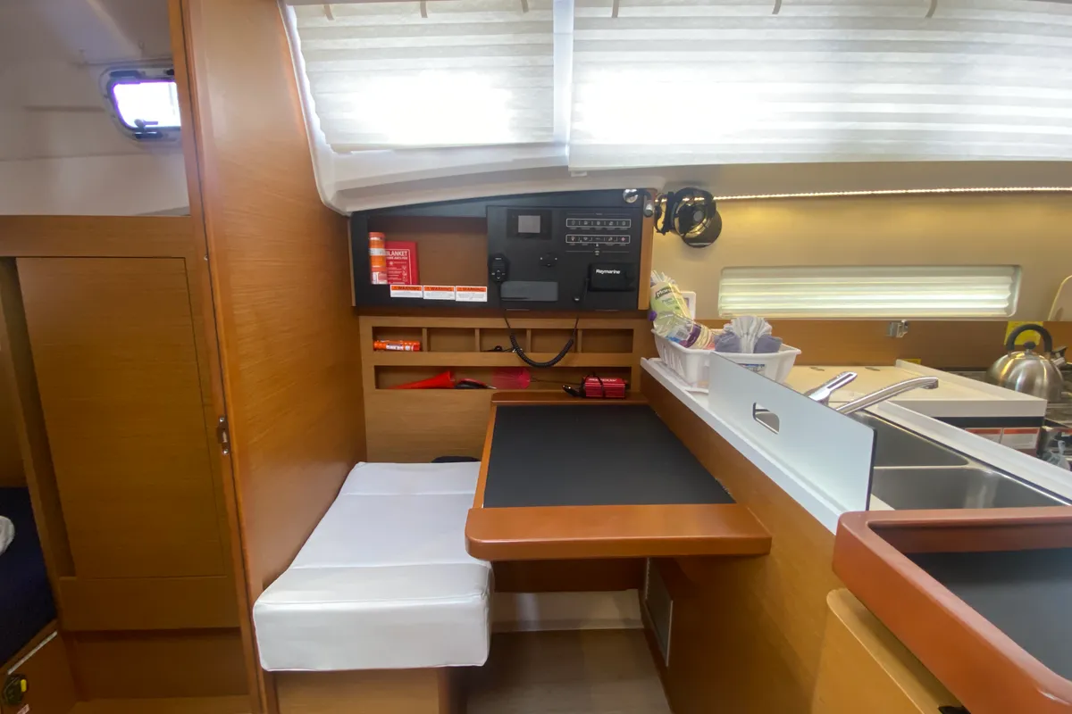 Salon of C's The Day, a Beneteau Sunsail 41 sailboat at Road Town, British Virgin Islands