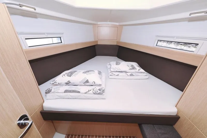 Cabin on Sofija, a Bavaria Cruiser 37 sailboat at Biograd na Moru, Croatia