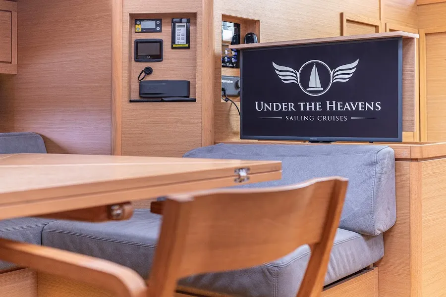 Salon of Bahia Feliz V, a Dufour Exclusive 63 sailboat at Primošten, Croatia