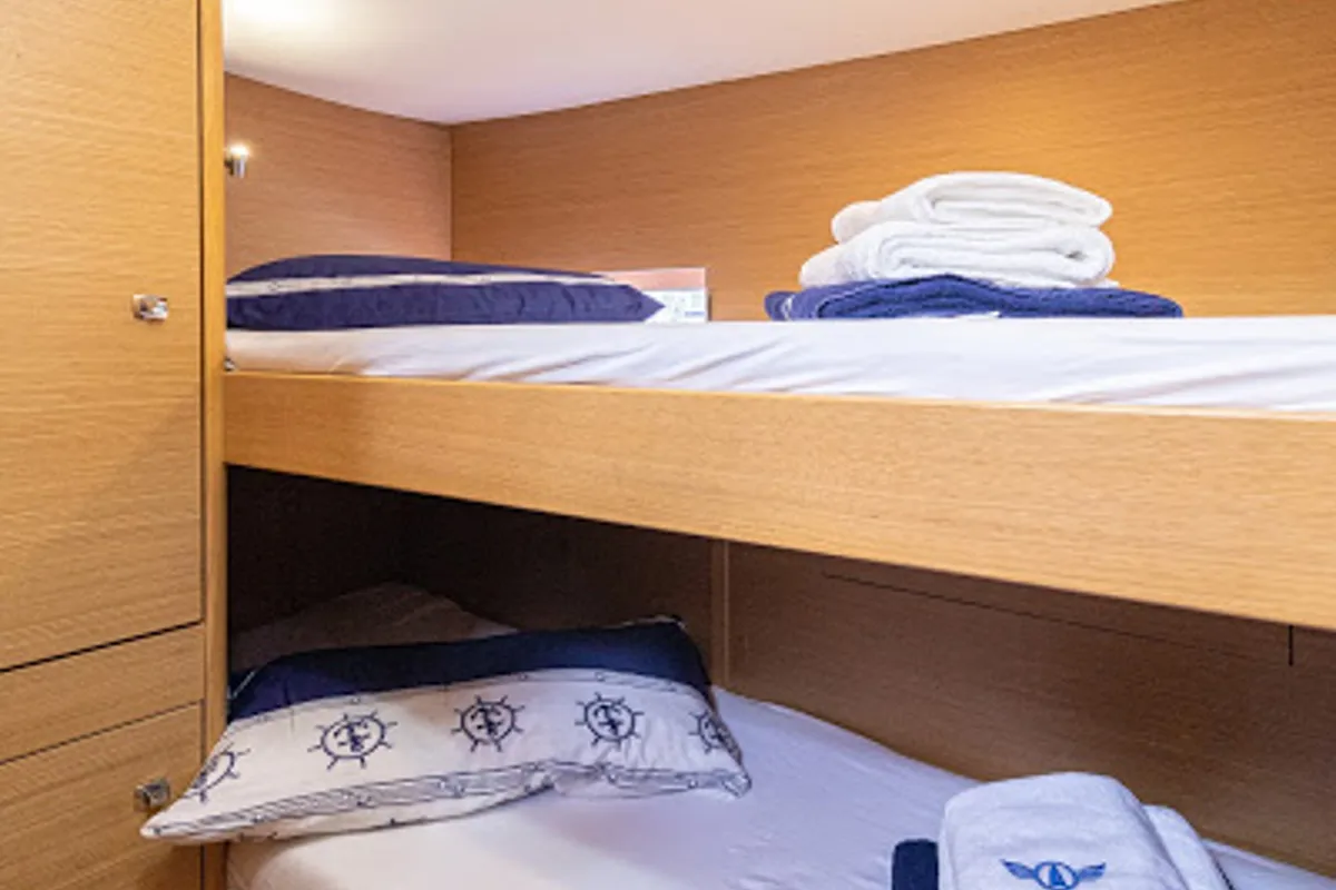 Cabin on Bahia Feliz V, a Dufour Exclusive 63 sailboat at Primošten, Croatia