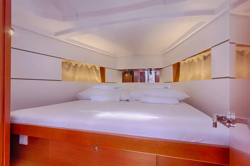 Cabin on Mare Nostrum II, a Beneteau Oceanis 38.1 sailboat at Općina Marina, Croatia