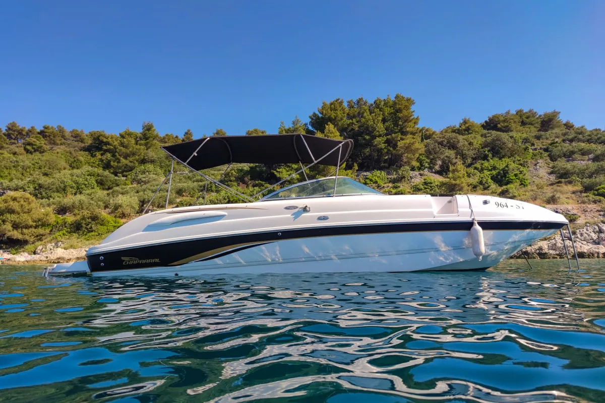 Exterior view of Michelangelo, a Chaparral 263 Sunesta motorboat at Split, Croatia