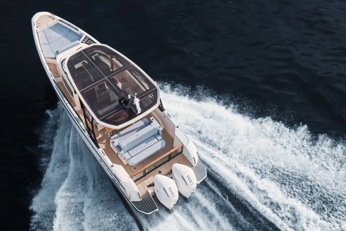 Exterior view of Aquallou, a Saxdor 270 GTO motorboat at Anavissos, Greece