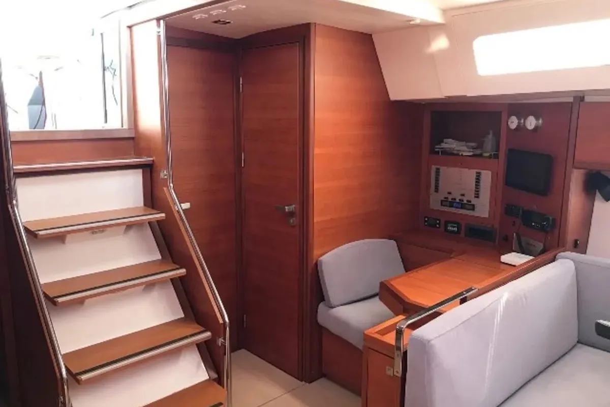 Salon of Solid White, a More 55 sailboat at Pula, Croatia