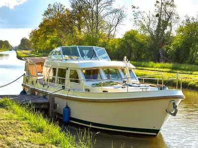 Cruiser Premium Steel 4/6 Pers., a Linssen Grand Sturdy 34.9 motorboat at Scey-sur-Saône-et-Saint-Albin, France