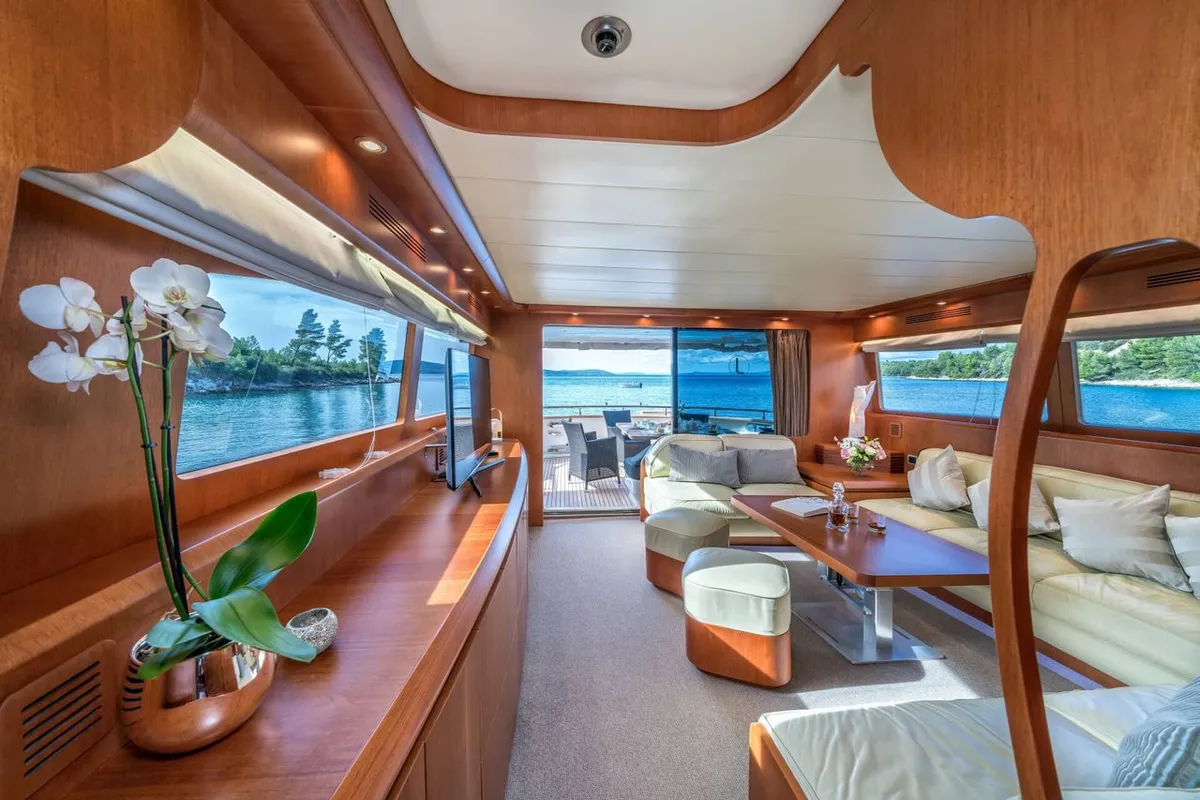 Salon of Jantar, a Maiora 20S motor yacht at Split, Croatia