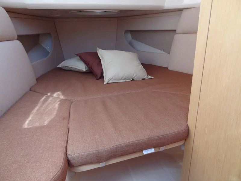 Cabin on Marco, a MAR-CO e-motion 32 motorboat at Primošten, Croatia