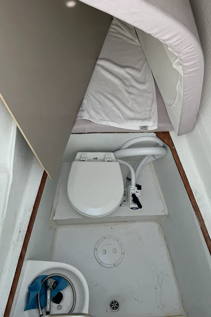 Head on Star Velvet (A/C, Generator, Water Maker, dishwasher), a Bali 4.6 catamaran at Athens, Greece