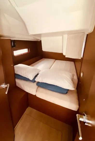 Cabin on Yello, a Beneteau Oceanis 40.1 sailboat at Municipal Unit of Lefkada, Greece