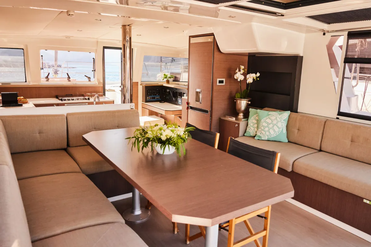 Salon of Toddler, a Bali 4.2 catamaran at Marmaris, Turkey