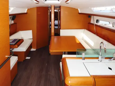 Salon of Tortuga, a Jeanneau Sun Odyssey 449 sailboat at Rogač, Croatia