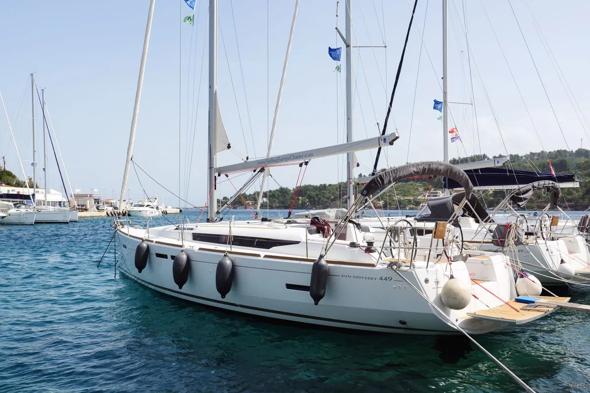 Exterior view of Tortuga, a Jeanneau Sun Odyssey 449 sailboat at Rogač, Croatia