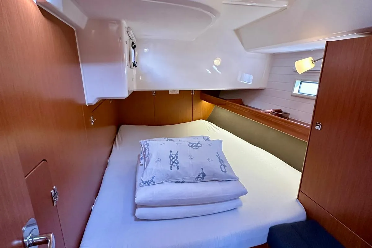 Cabin on Rava, a Bavaria Cruiser 46 sailboat at Sukošan, Croatia