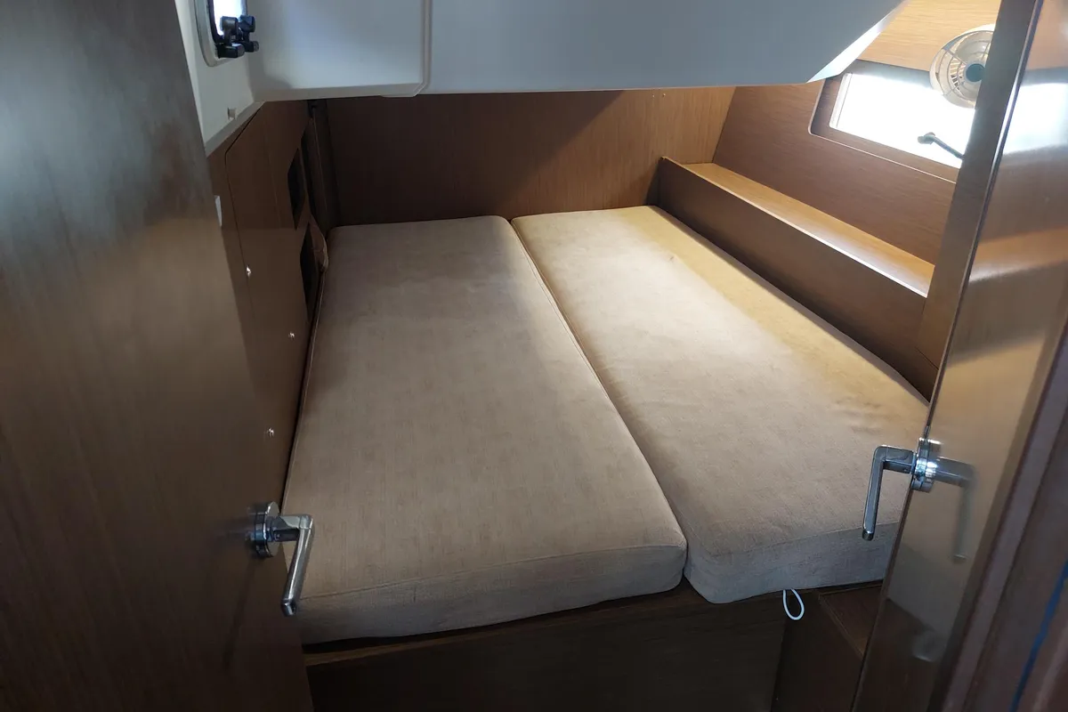 Cabin on Kalmi, a Beneteau Oceanis 46.1 sailboat at Lavreotiki Municipal Unit, Greece