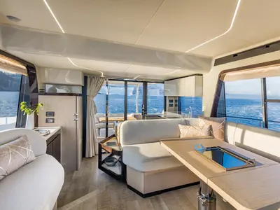 Salon of Vardo, a Absolute 47 Fly motorboat at Općina Rogoznica, Croatia