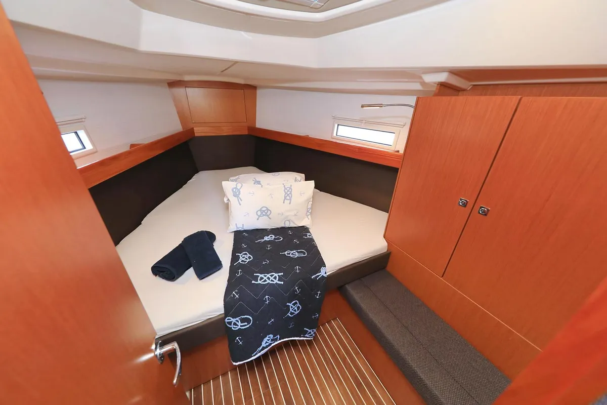 Cabin on Westa, a Bavaria Cruiser 37 sailboat at Grad Biograd na Moru, Croatia
