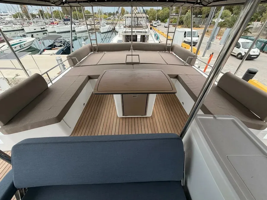 Bali 5.2 - 6 + 2 cab., a catamaran at Athens, Greece
