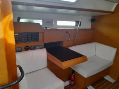 Salon of Mira, a Jeanneau Sun Odyssey 439 sailboat at Salerno, Italy