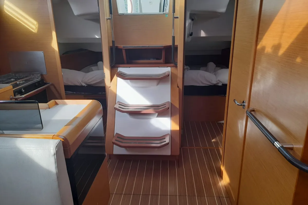 Salon of Mira, a Jeanneau Sun Odyssey 439 sailboat at Salerno, Italy