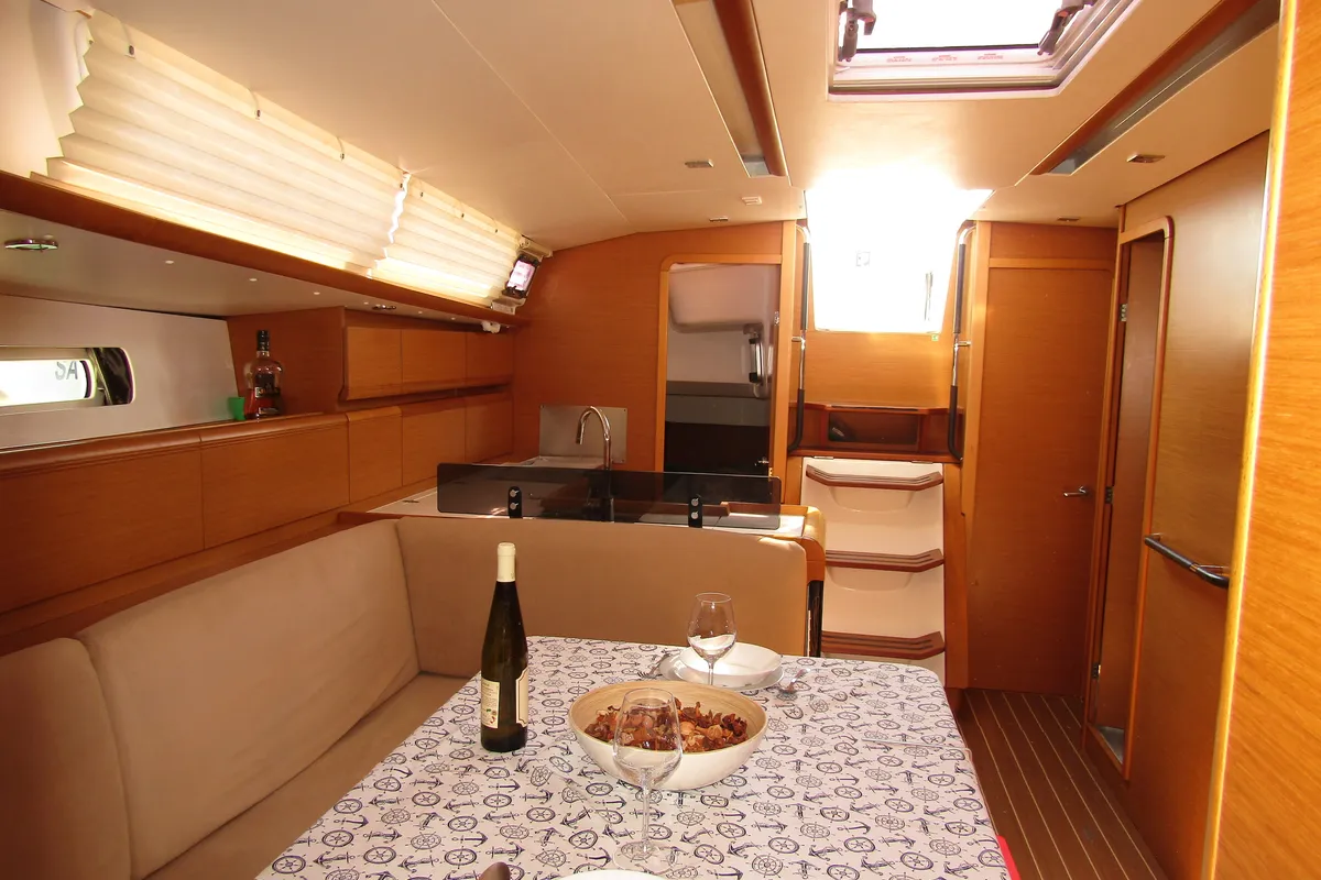 Salon of Mira, a Jeanneau Sun Odyssey 439 sailboat at Salerno, Italy