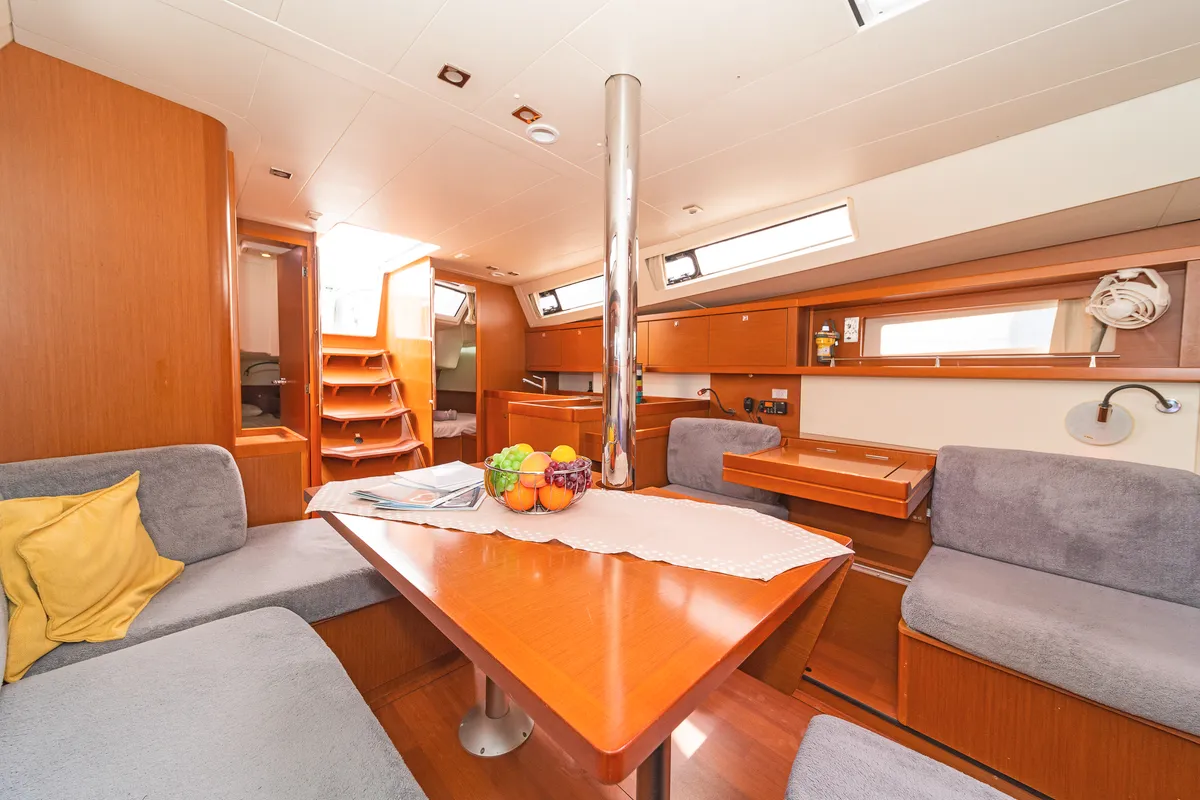 Salon of Huschel II, a Beneteau Oceanis 41 sailboat at Kos, Greece