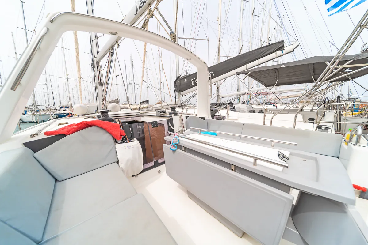 Deck of Huschel II, a Beneteau Oceanis 41 sailboat at Kos, Greece