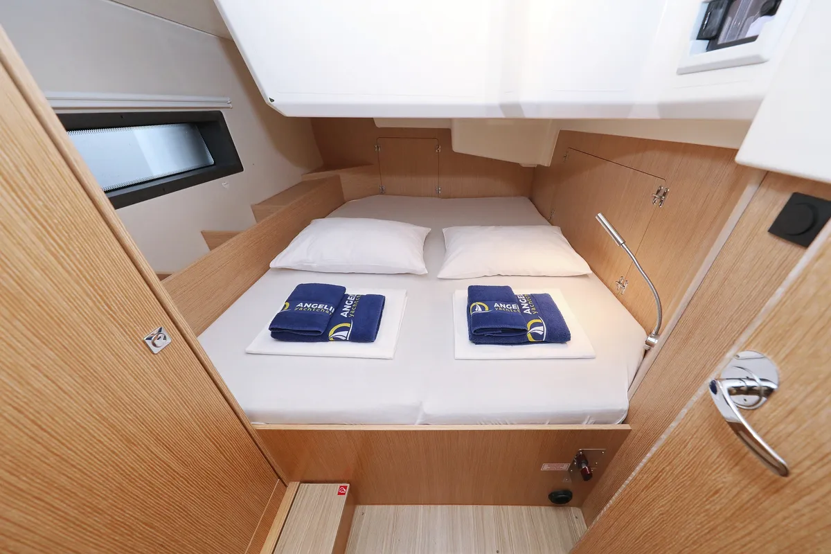 Cabin on Maupiti, a Bavaria C42 sailboat at Biograd na Moru, Croatia