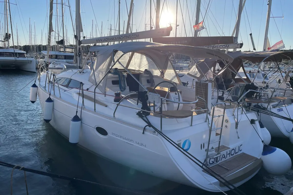 Exterior view of Aquaholic, a Elan 434 Impression sailboat at Grad Pula, Croatia