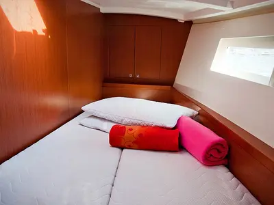 Cabin on Nausicaa, a Beneteau Oceanis 45 sailboat at Bocca di Magra, Italy