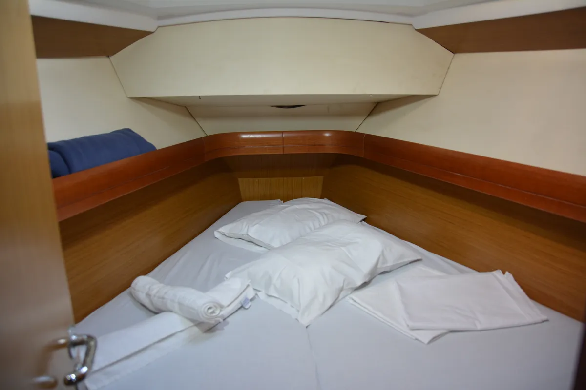 Cabin on Billis, a Jeanneau Sun Odyssey 36i sailboat at Municipal Unit of Lefkada, Greece