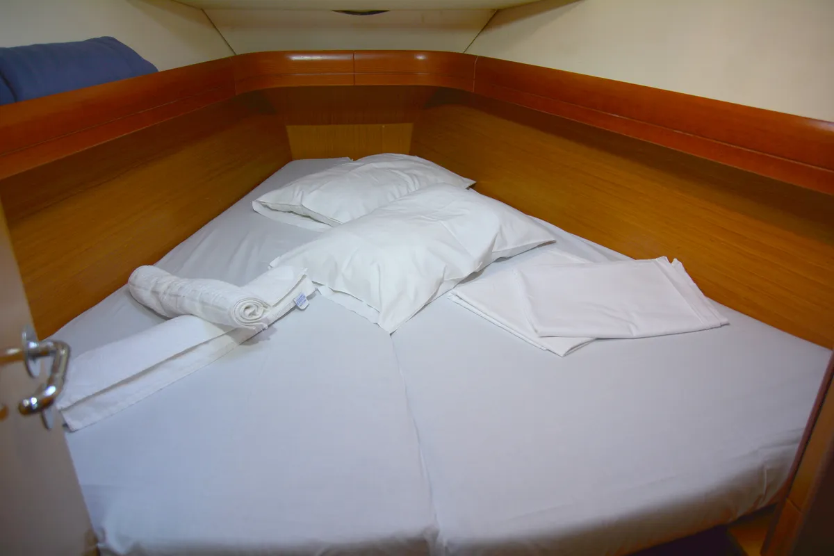 Cabin on Billis, a Jeanneau Sun Odyssey 36i sailboat at Municipal Unit of Lefkada, Greece