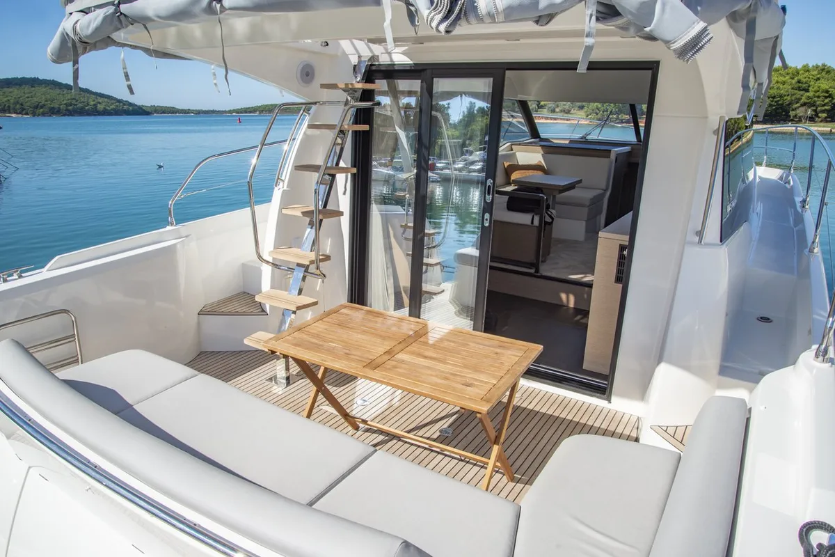 Deck of NN, a Jeanneau Prestige 420 Fly motor yacht at Grad Pula, Croatia