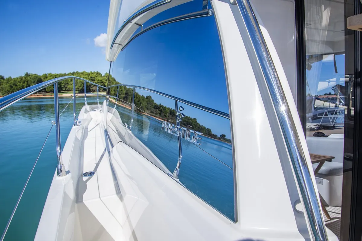 Deck of NN, a Jeanneau Prestige 420 Fly motor yacht at Grad Pula, Croatia
