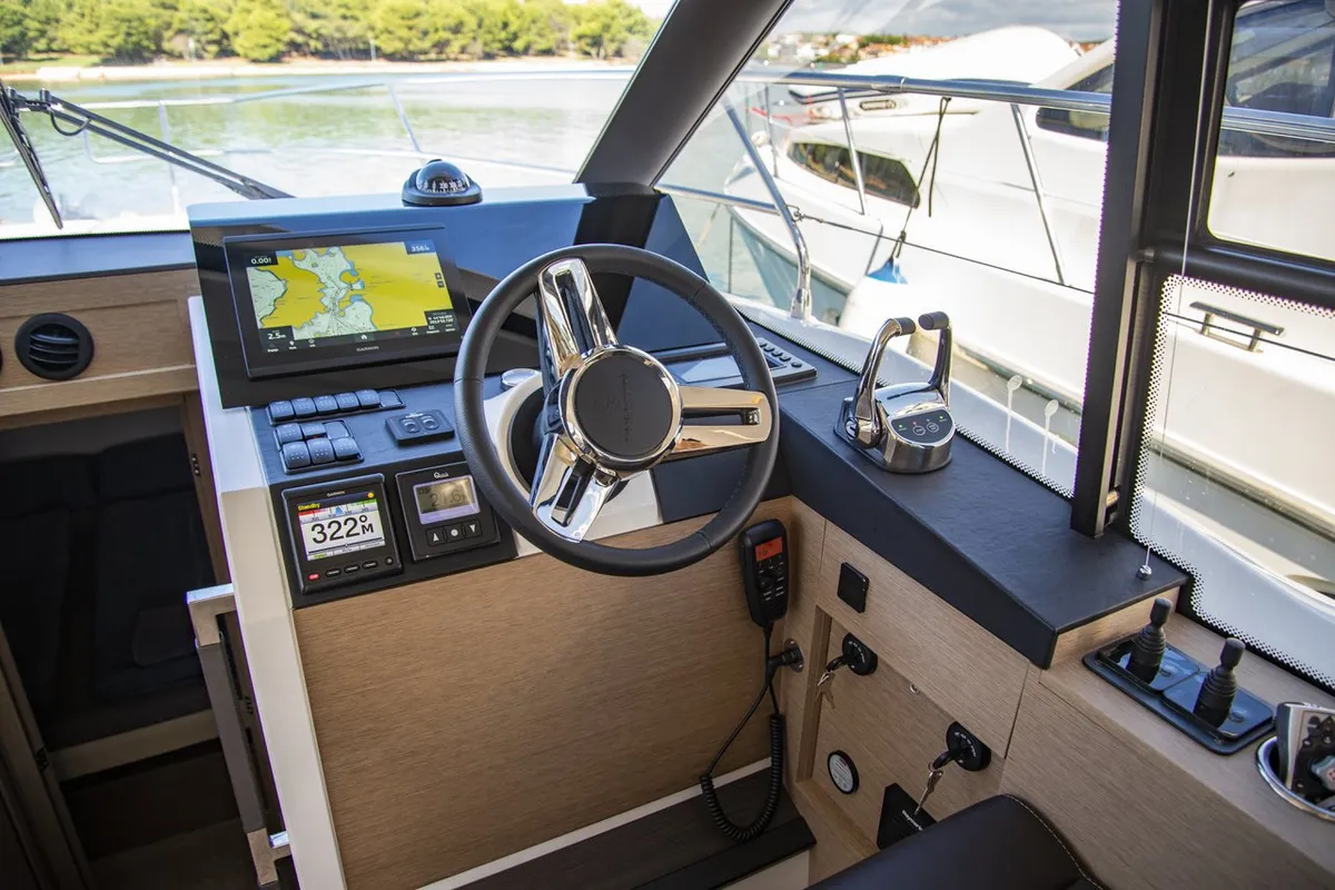 Salon of NN, a Jeanneau Prestige 420 Fly motor yacht at Grad Pula, Croatia