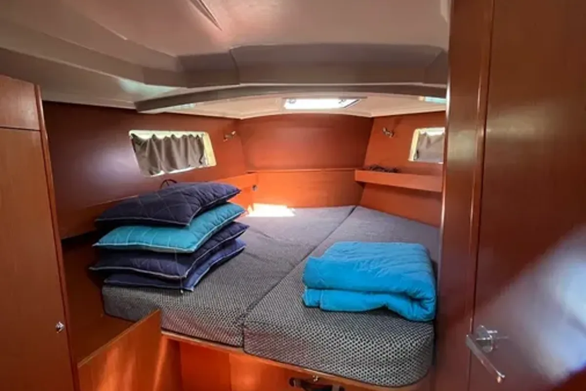 Cabin on Illusion, a Beneteau Oceanis 41.1 sailboat at Kontokali, Greece