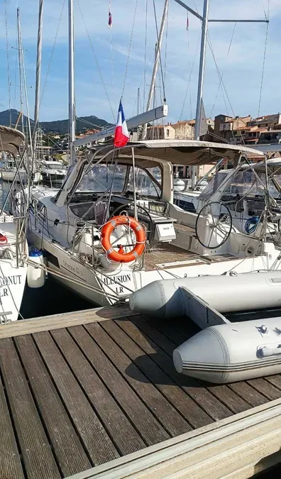 Deck of Illusion, a Beneteau Oceanis 41.1 sailboat at Kontokali, Greece