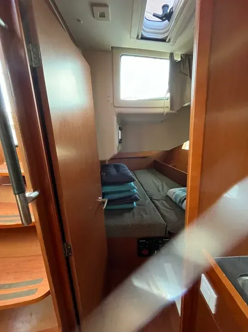 Cabin on Illusion, a Beneteau Oceanis 41.1 sailboat at Kontokali, Greece