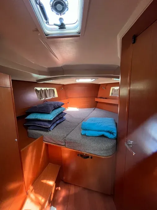 Cabin on Illusion, a Beneteau Oceanis 41.1 sailboat at Kontokali, Greece
