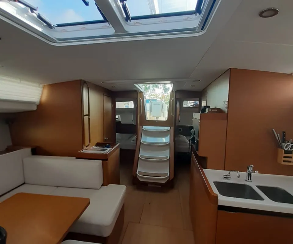 Salon of White Pearl, a Jeanneau Sun Odyssey 490 sailboat at Kontokali, Greece