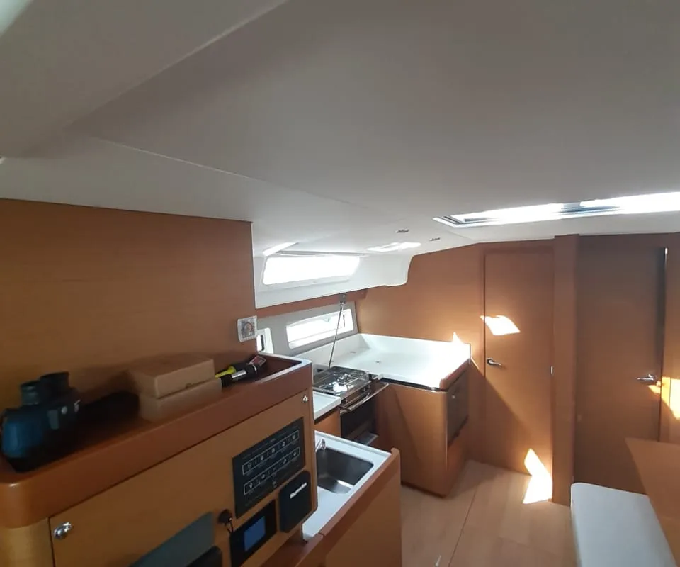 Galley of White Pearl, a Jeanneau Sun Odyssey 490 sailboat at Kontokali, Greece