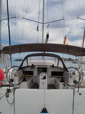 Deck of White Pearl, a Jeanneau Sun Odyssey 490 sailboat at Kontokali, Greece