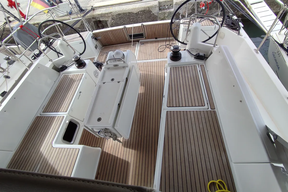 Cockpit of White Pearl, a Jeanneau Sun Odyssey 490 sailboat at Kontokali, Greece