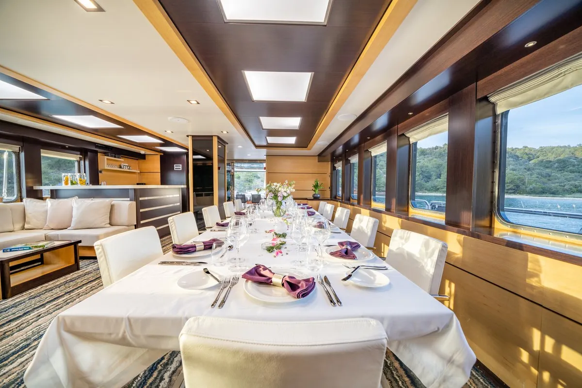 Salon of Navilux, a Unknown Navilux sailboat at Split, Croatia