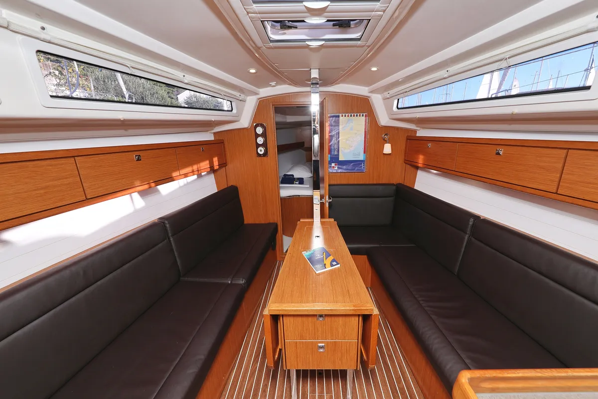 Salon of Dolce Vita, a Bavaria Cruiser 33 sailboat at Grad Vodice, Croatia