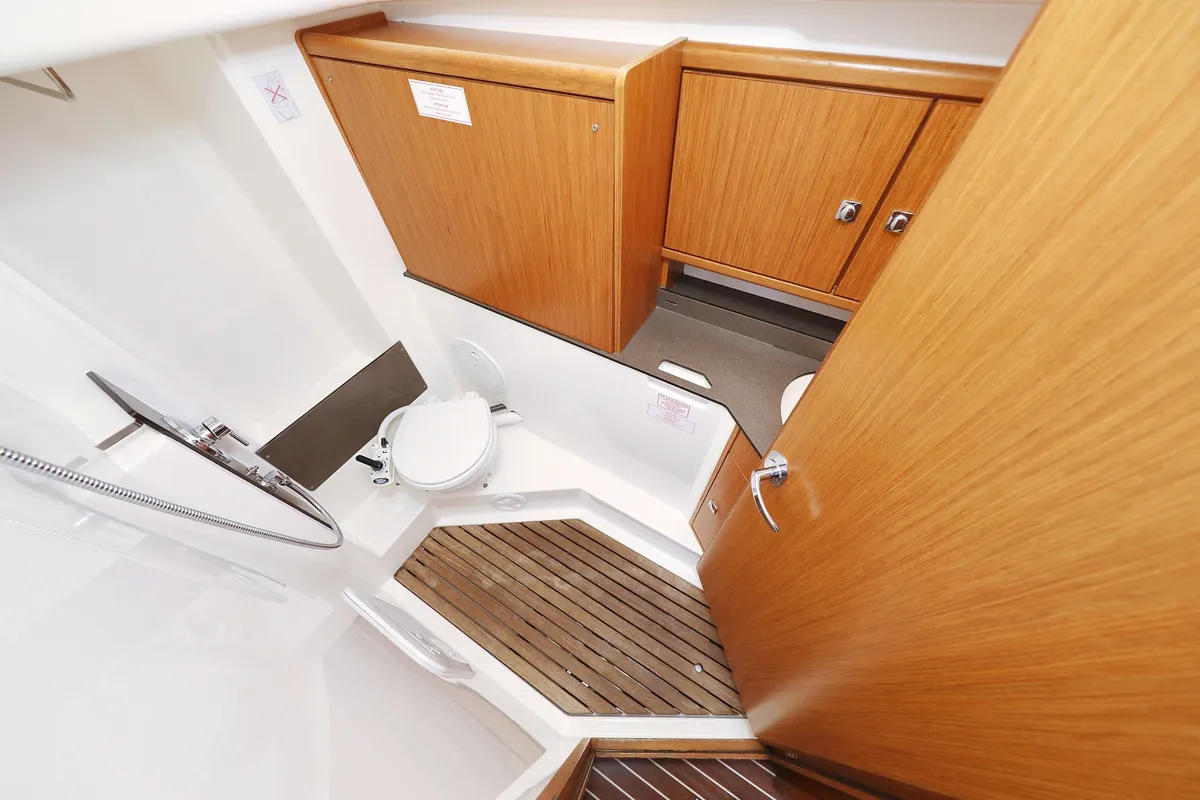 Head on Dolce Vita, a Bavaria Cruiser 33 sailboat at Grad Vodice, Croatia