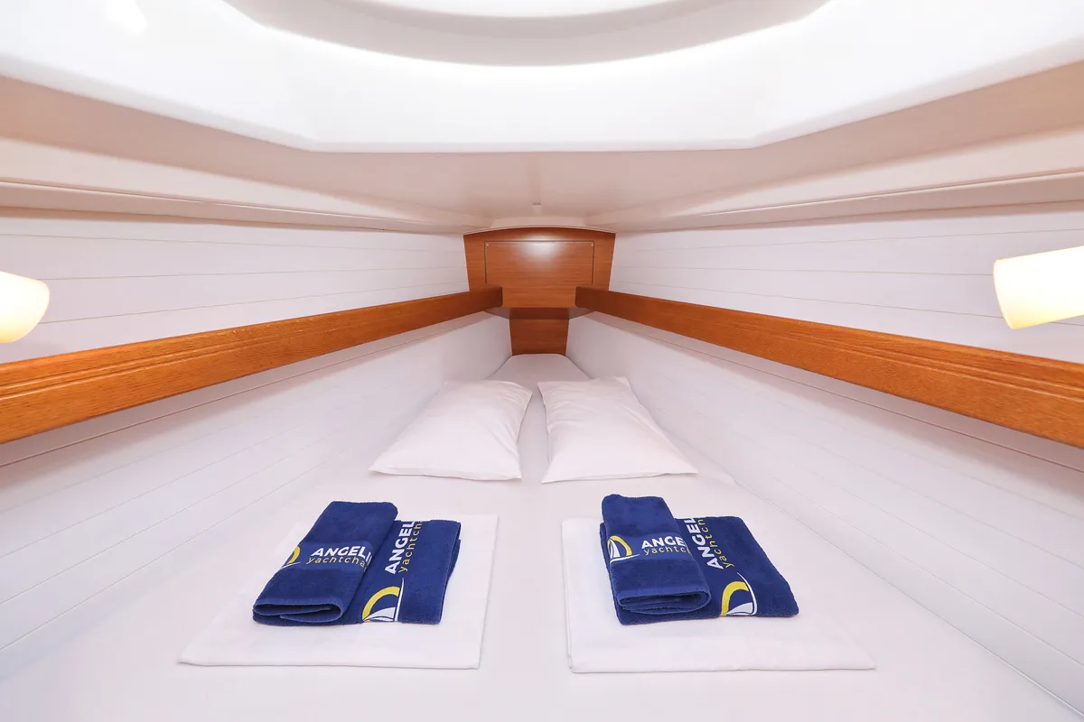 Cabin on Dolce Vita, a Bavaria Cruiser 33 sailboat at Grad Vodice, Croatia